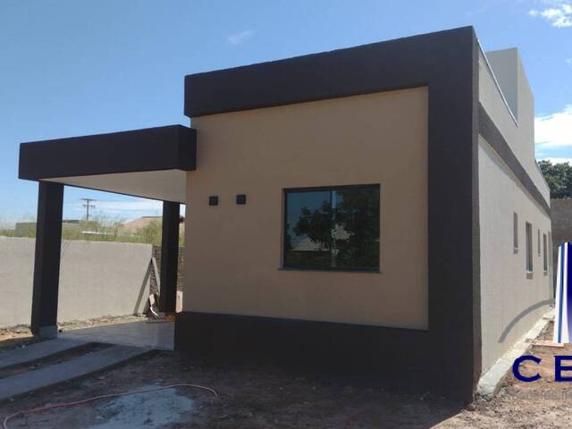 Casa para Venda em Cuiabá - 1