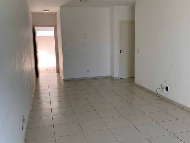 Apartamento para Venda em Cuiabá - 5