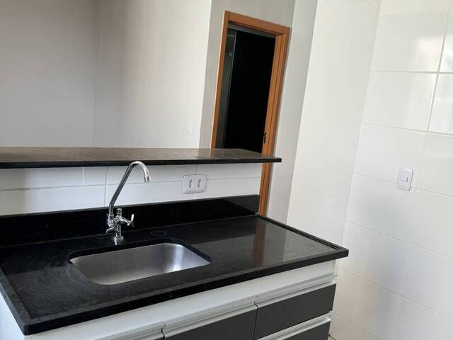 Apartamento para Venda em Cuiabá - 2