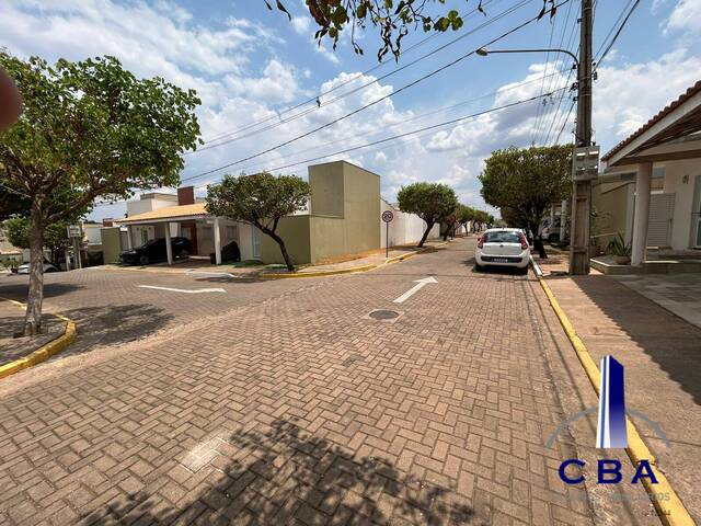 Casa para Venda em Cuiabá - 2